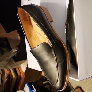 Aerosoles Everest black loafers, size 7